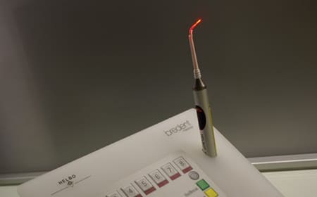 Laserska terapija Crnojević Dental Studio